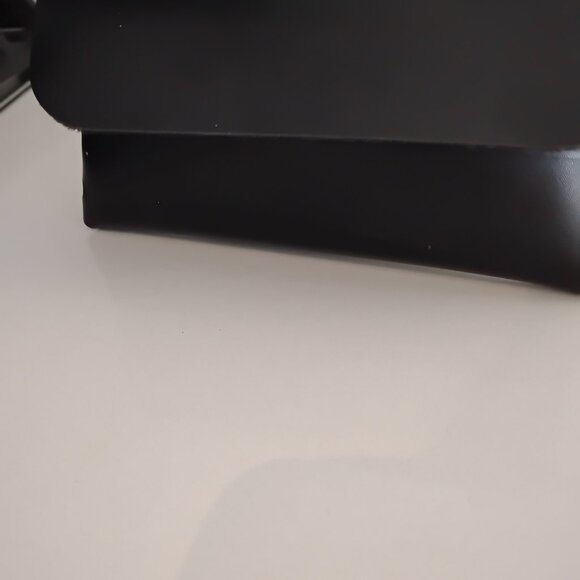 New, ON TREND Sunglasses! - Picture 8 of 8